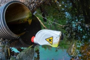 9-8-26-Niagara-Falls-Radioactive-Waste-300x200