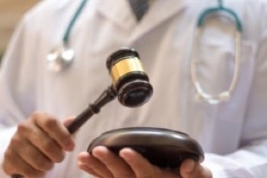 Expert Witnesses in a Personal Injury Case: Medical Experts