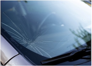 Syracuse Broken Windshield & Glass Injuries